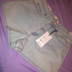 Forever 21 light wash high rise denim shorts